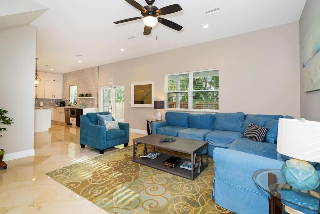 Las Olas Villa With Heated Salt Water Pool Fort Lauderdale Exterior foto